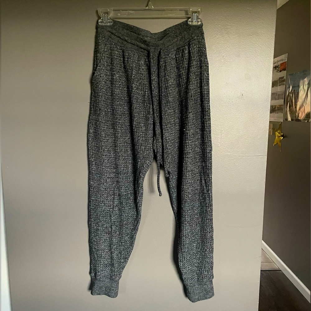Gray and black American eagle pants size small